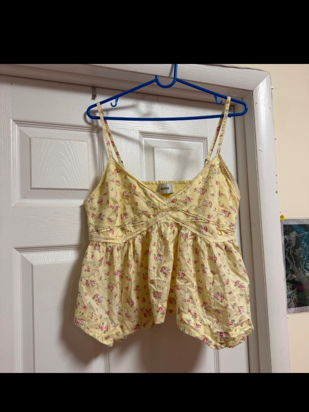 Hollister Easy Lace Trim Babydoll Top Butter Yellow Floral X-Large XL